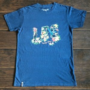 LRG T-shirt